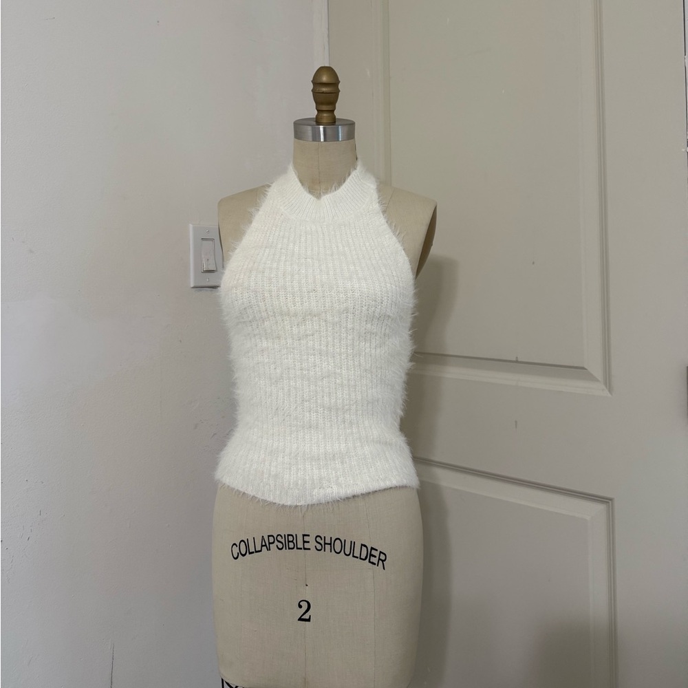 Zara Women's Cream Fuzzy Top
